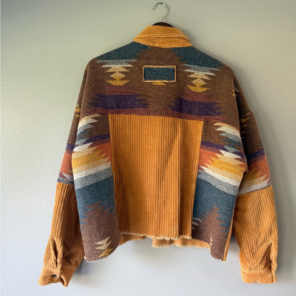 5 Shackets/$80 - Women’s Large - Picture 3 of 11
